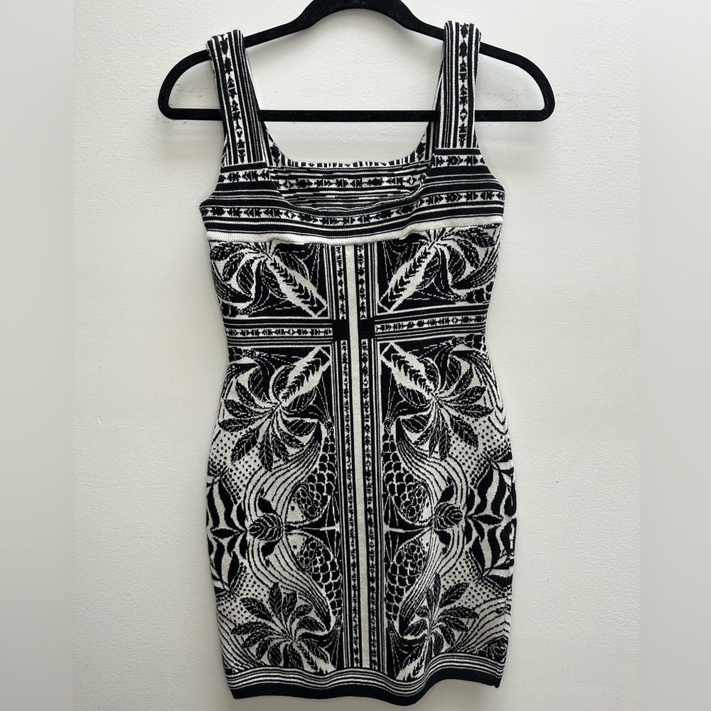 FARM RIO | Off-White Monochrome Elegance Scarf Knit Mini Dress | Size XS | NWOT